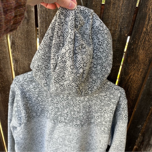 Eddie Bauer Women’s Heathered Gray Hooded Zip Up Knit Fleece Jacket Sz 2XL - Picture 4 of 15